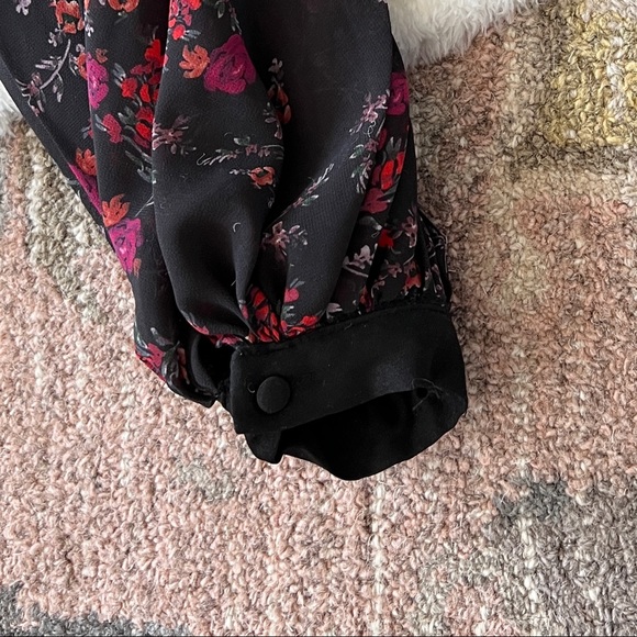 Lovers + Friends Floral Dress - Picture 6 of 9